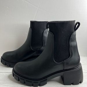 Steve Madden Black Hutch Boots